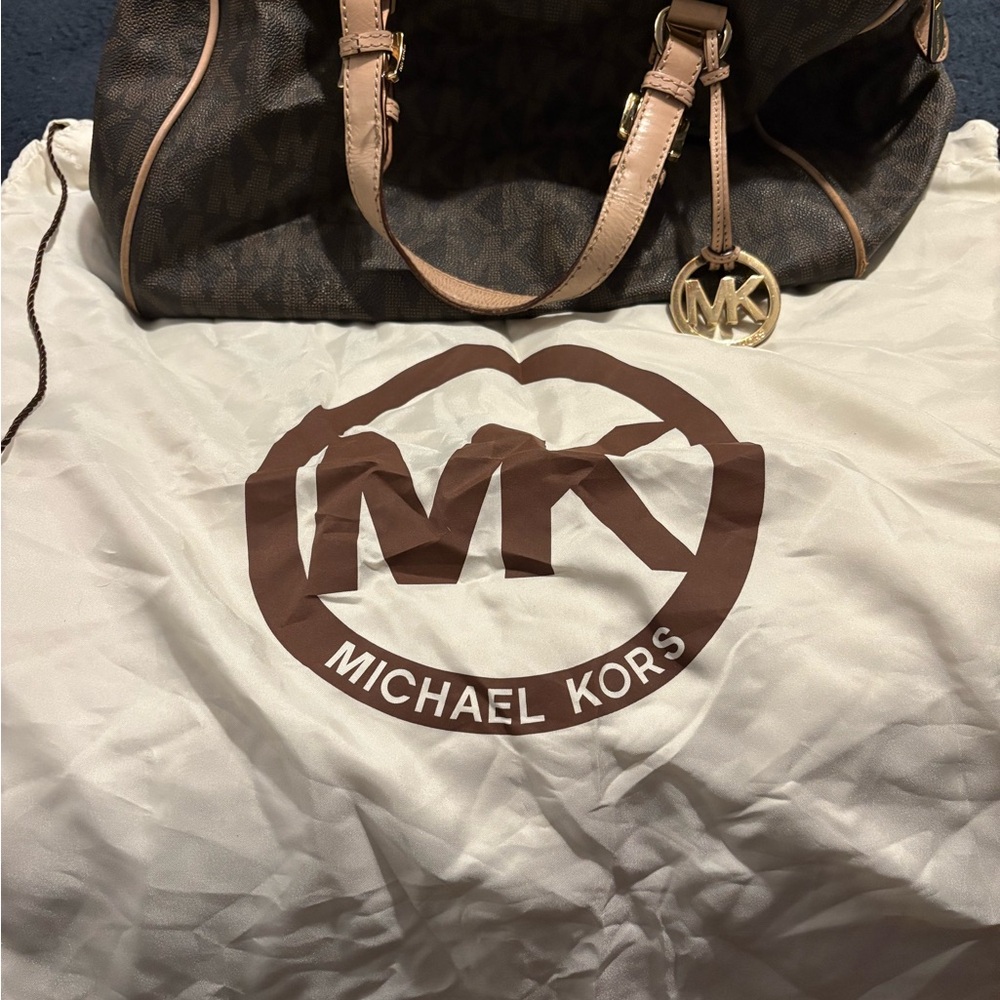 Michael Kors logo satchel handbag